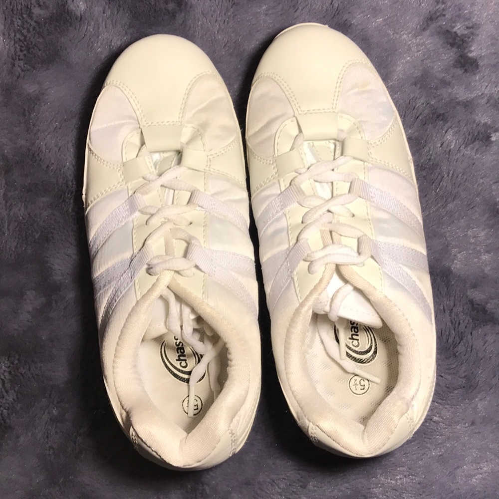 Chassé cheer shoes size 5 1/2